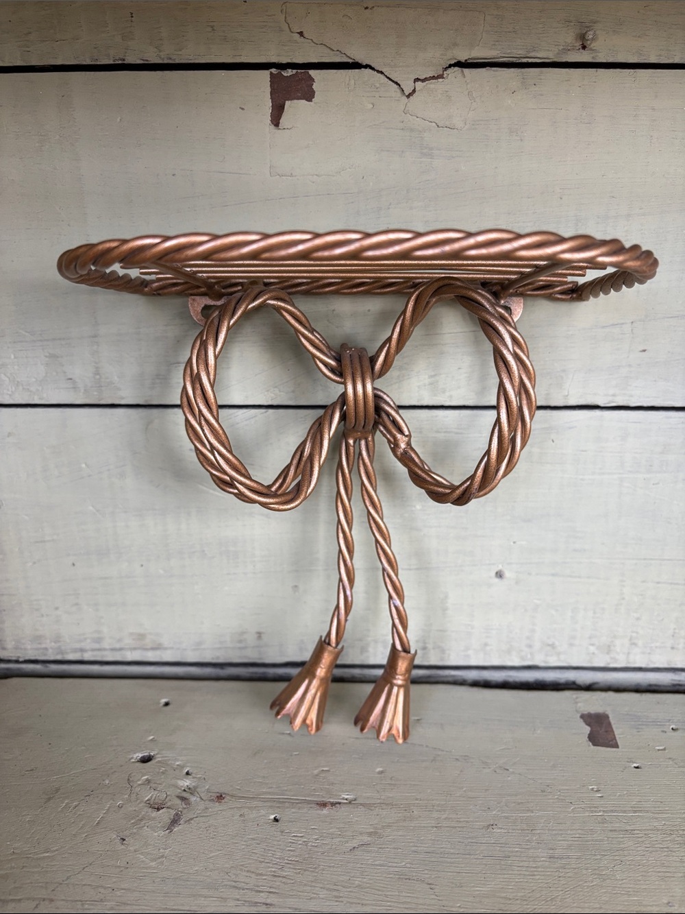 Vintage twisted rope bow shelf